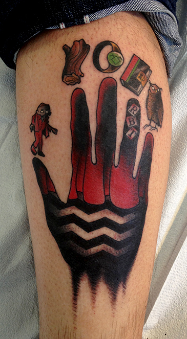 DOT BY TOT on Tumblr: Twin Peaks tattoo from my TP flash set for Nina. Hand  poked @ Les Martyrs du Quai - Strasbourg.